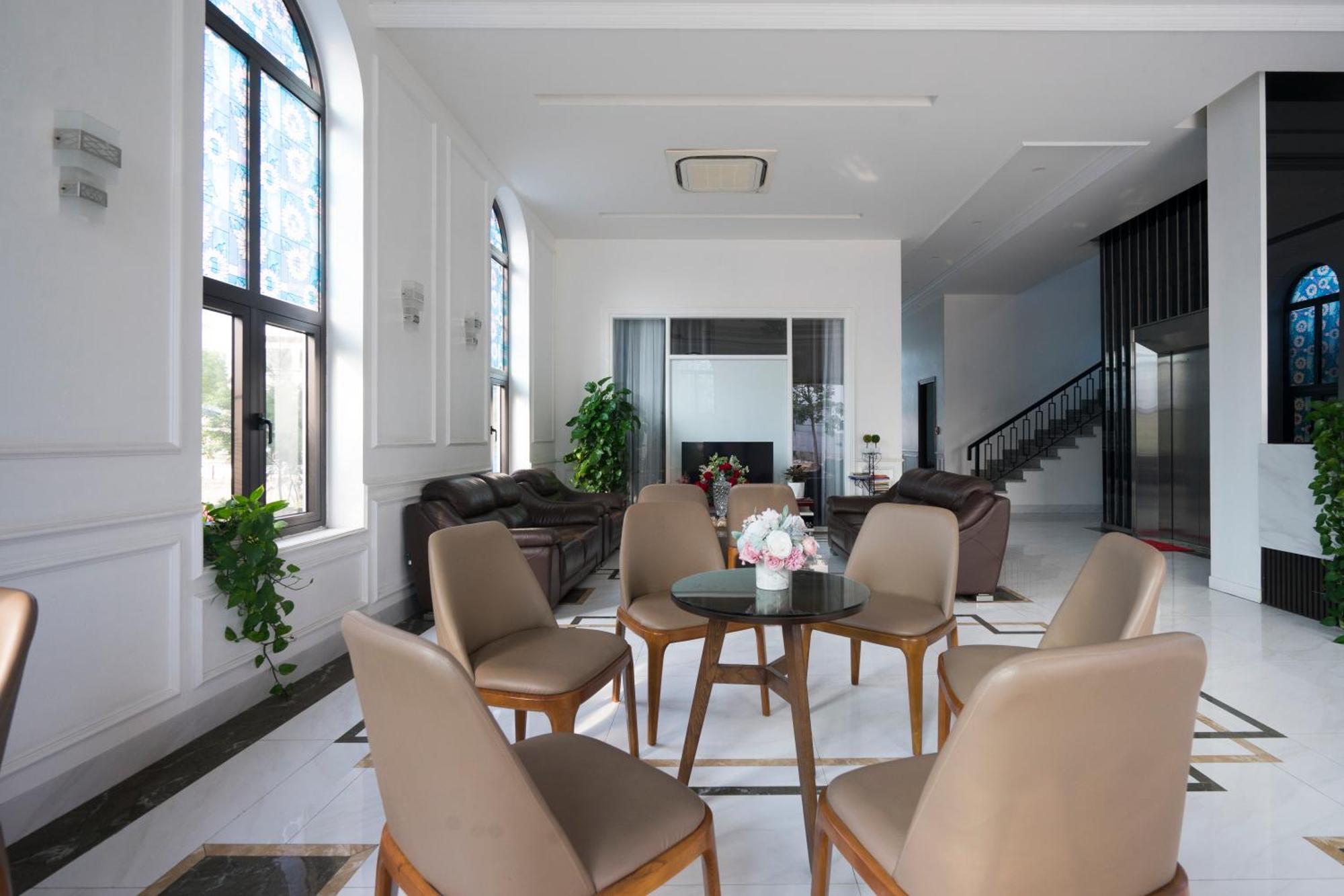 Boston Halong Hotel Халонг Экстерьер фото