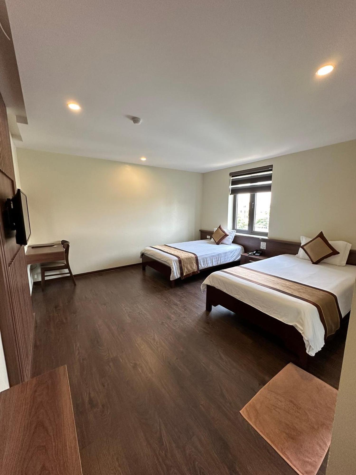 Boston Halong Hotel Халонг Экстерьер фото